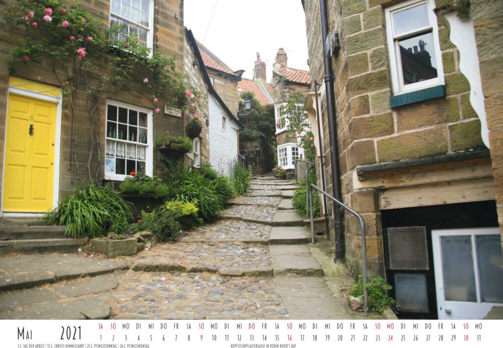 Eine schmale Stiege in Robin Hood's Bay